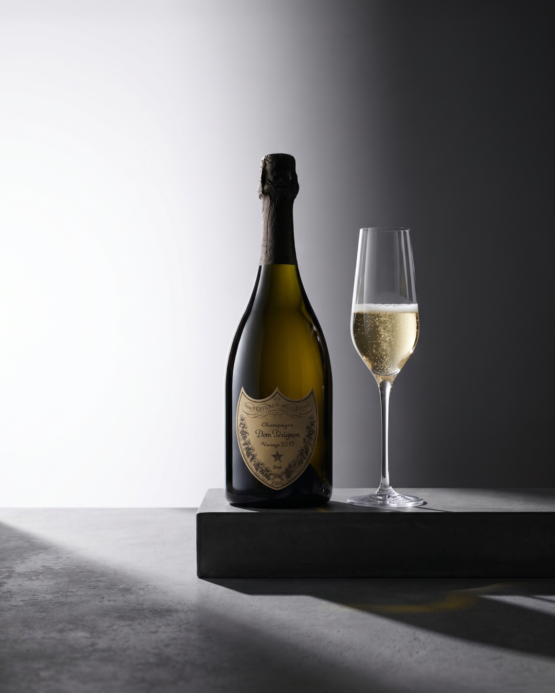 Dom Perignon Brut 2017 Gift Box